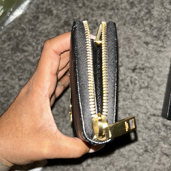 Great comdition ysl wallet 100% authentic ! - Picture 12 of 17